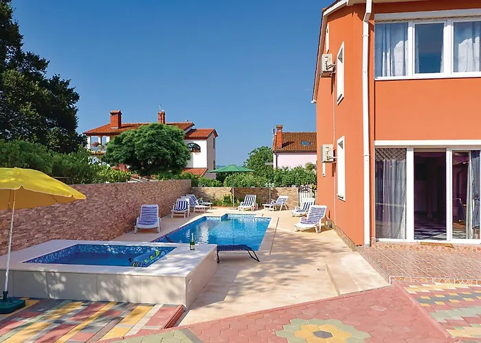 Awesome In Valbandon * Valbandon