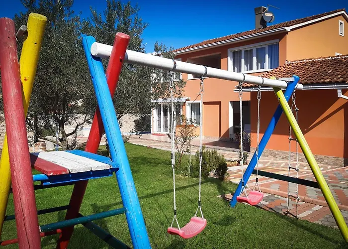 Awesome In Valbandon Σπίτι διακοπών Valbandon