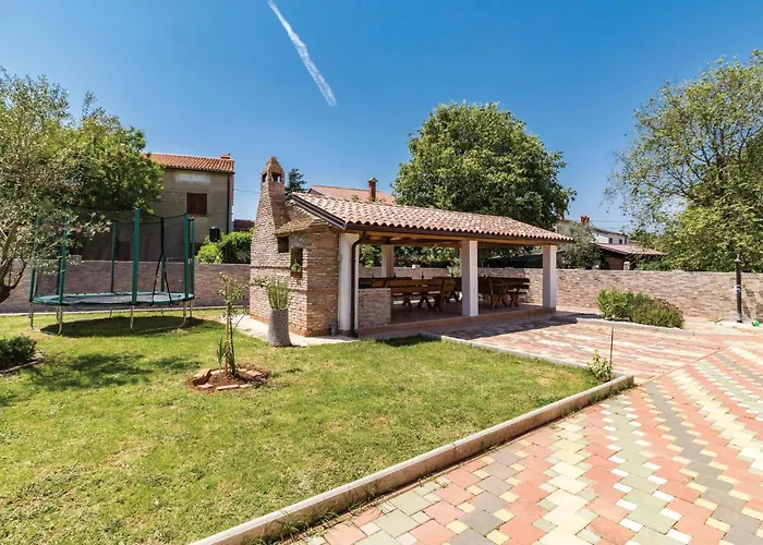 Awesome In Valbandon