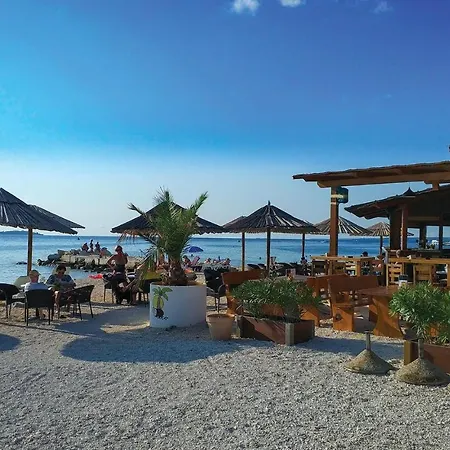 Awesome In Valbandon *